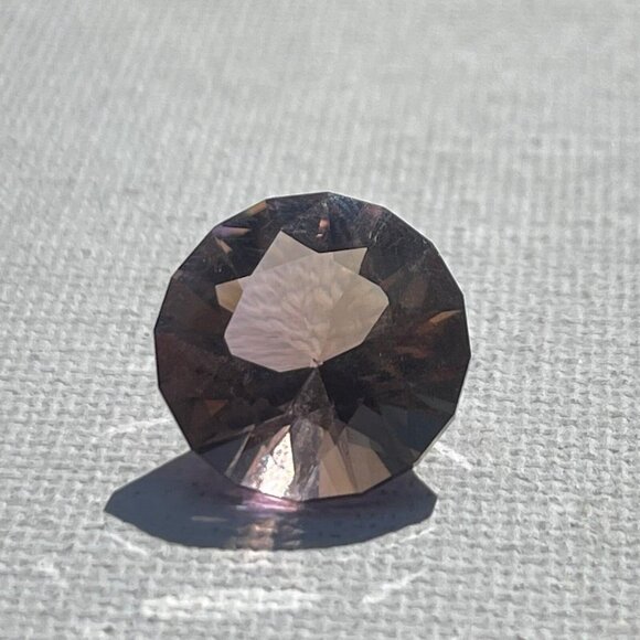 9.5 ct Ametrine - Precision Cut - Picture 3 of 10